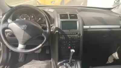 Peugeot 407 2006 - 8490 EUR, 244000 km - AUTO.MOTO.pt - 244000km - foto 8 de 12