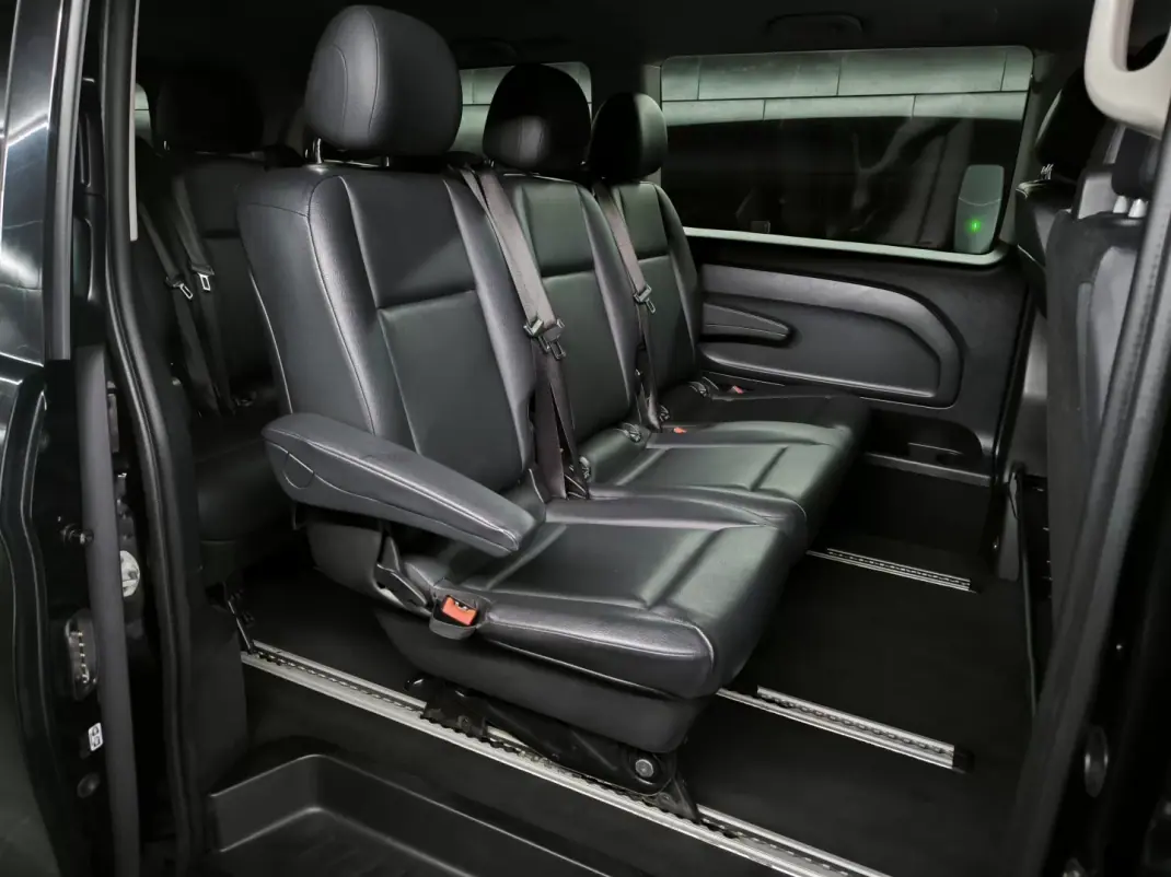Mercedes-Benz Vito Tourer 2022 - 45950 EUR, 95000 km - AUTO.MOTO.pt - 95000km - foto 15 de 36