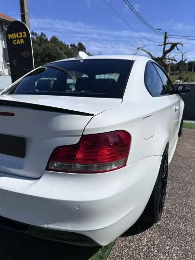BMW 120 2009 - 9900 EUR, 220000 km - AUTO.MOTO.pt - 220000km - foto 15 de 60