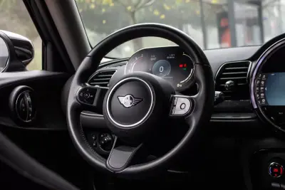 MINI Clubman 2021 - 18990 EUR, 114563 km - AUTO.MOTO.pt - 114563km - foto 36 de 45