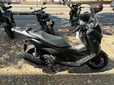 Yamaha NMAX 2025 - 2650 EUR, 34635 km - foto 1 de 12