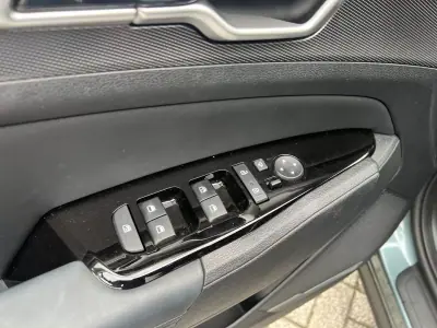 Kia Sportage 2025 - 41000 EUR, 10800 km - AUTO.MOTO.pt - 10800km - foto 14 de 21