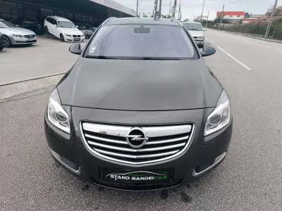 Opel Insignia 2010 - 7500 EUR, 206000 km - AUTO.MOTO.pt - 206000km - foto 6 de 31