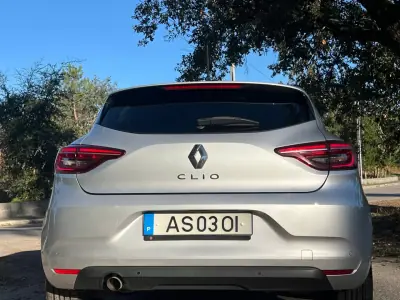 Renault Clio 2022 - 15750 EUR, 120180 km - 120180km - foto 40 de 46