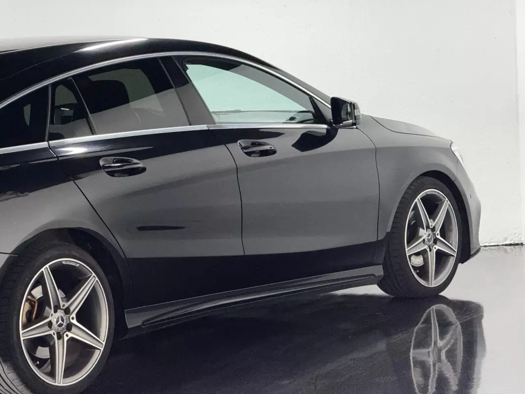 Mercedes-Benz CLA 200 2017 - 20500 EUR, 113500 km - AUTO.MOTO.pt - 113500km - foto 17 de 28