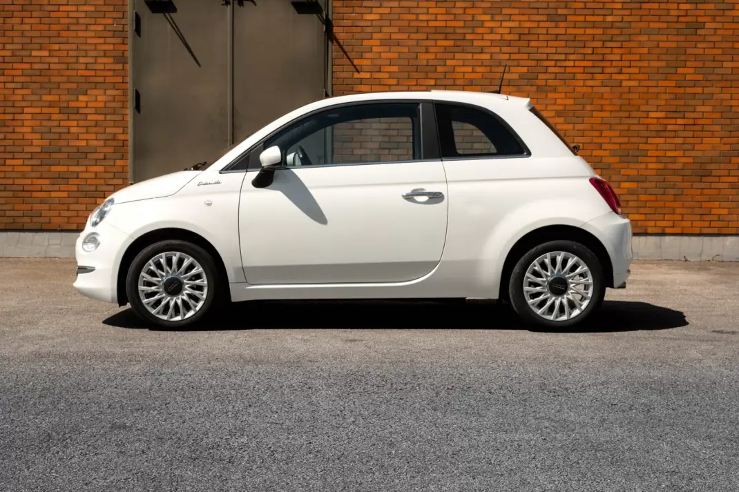 Fiat 500 2022 - 12250 EUR, 81170 km - AUTO.MOTO.pt - 81170km - foto 2 de 23