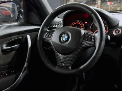 BMW 118 2010 - 13900 EUR, 224244 km - AUTO.MOTO.pt - 224244km - foto 11 de 20