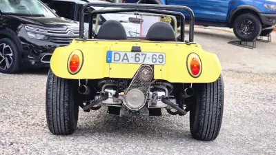 Volkswagen Buggy 1968 - 15000 EUR, 26000 km - AUTO.MOTO.pt - 26000km - foto 11 de 19