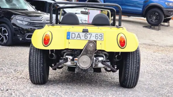 Volkswagen Buggy 1968 - 15000 EUR, 26000 km - AUTO.MOTO.pt - 26000km - foto 11 de 19
