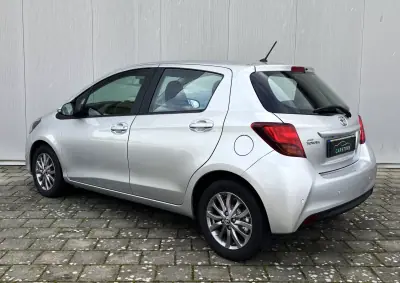 Toyota Yaris 2016 - 13500 EUR, 135000 km - AUTO.MOTO.pt - 135000km - foto 3 de 35