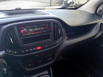 Fiat Doblo 1.3 Multijet ,3Lug. ,Iva Dedutivel 2017 - 9980 EUR, 85000 km - AUTO.MOTO.pt - 85000km - foto 21 de 26