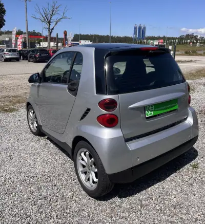 Smart ForTwo Coupé 2008 - 6000 EUR, 144745 km - AUTO.MOTO.pt - 144745km - foto 8 de 18