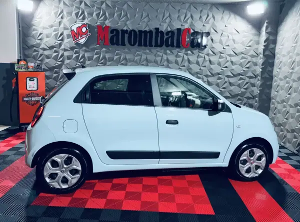 Renault Twingo 2023 - 16990 EUR, 16461 km - AUTO.MOTO.pt - 16461km - foto 4 de 28