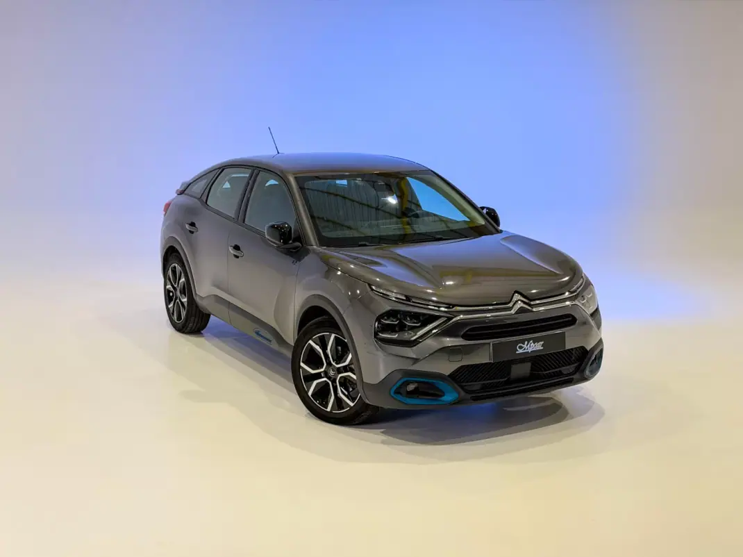 Citroën e-C4 2023 - 22950 EUR, 39441 km - foto 1 de 23