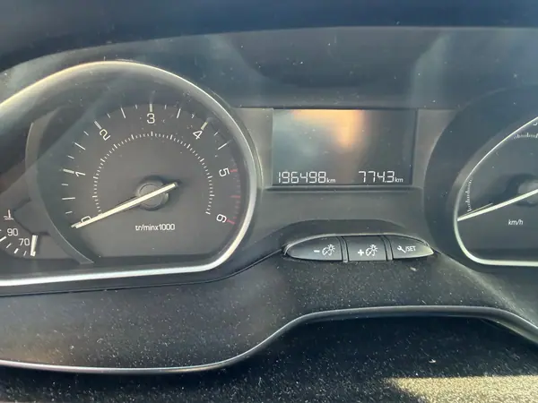 Peugeot 208 Style  2016 Diesel