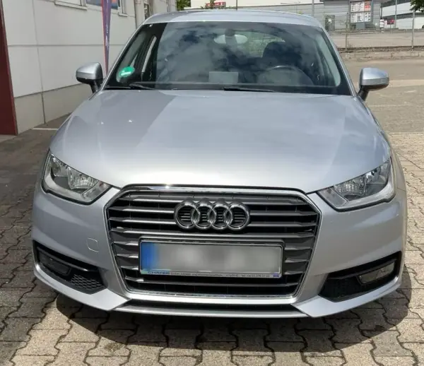 Audi A1 Sportback 2017 - 12995 EUR, 144500 km - AUTO.MOTO.pt - 144500km - foto 2 de 12