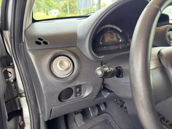 Citroën C2 2005 - 4450 EUR, 64259 km - AUTO.MOTO.pt - 64259km - foto 14 de 26