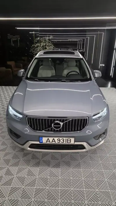 Volvo XC 40 2020 - 27750 EUR, 139000 km - AUTO.MOTO.pt - 139000km - foto 8 de 21