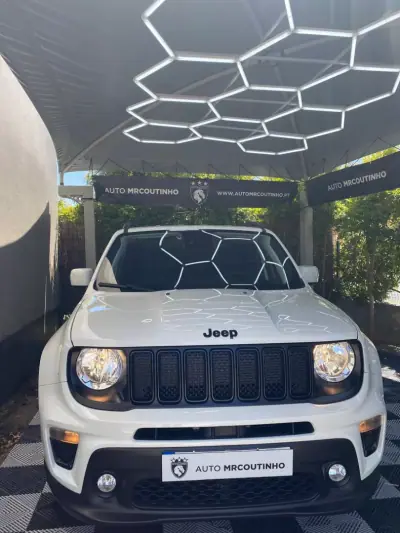 Jeep Renegade 2022 - 17900 EUR, 50000 km - AUTO.MOTO.pt - 50000km - foto 1 de 21