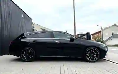 Mercedes-Benz CLA 250 2024 — foto 4 de 9