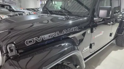 Jeep Gladiator 2021 - 62900 EUR, 117383 km - 117383km - foto 16 de 53