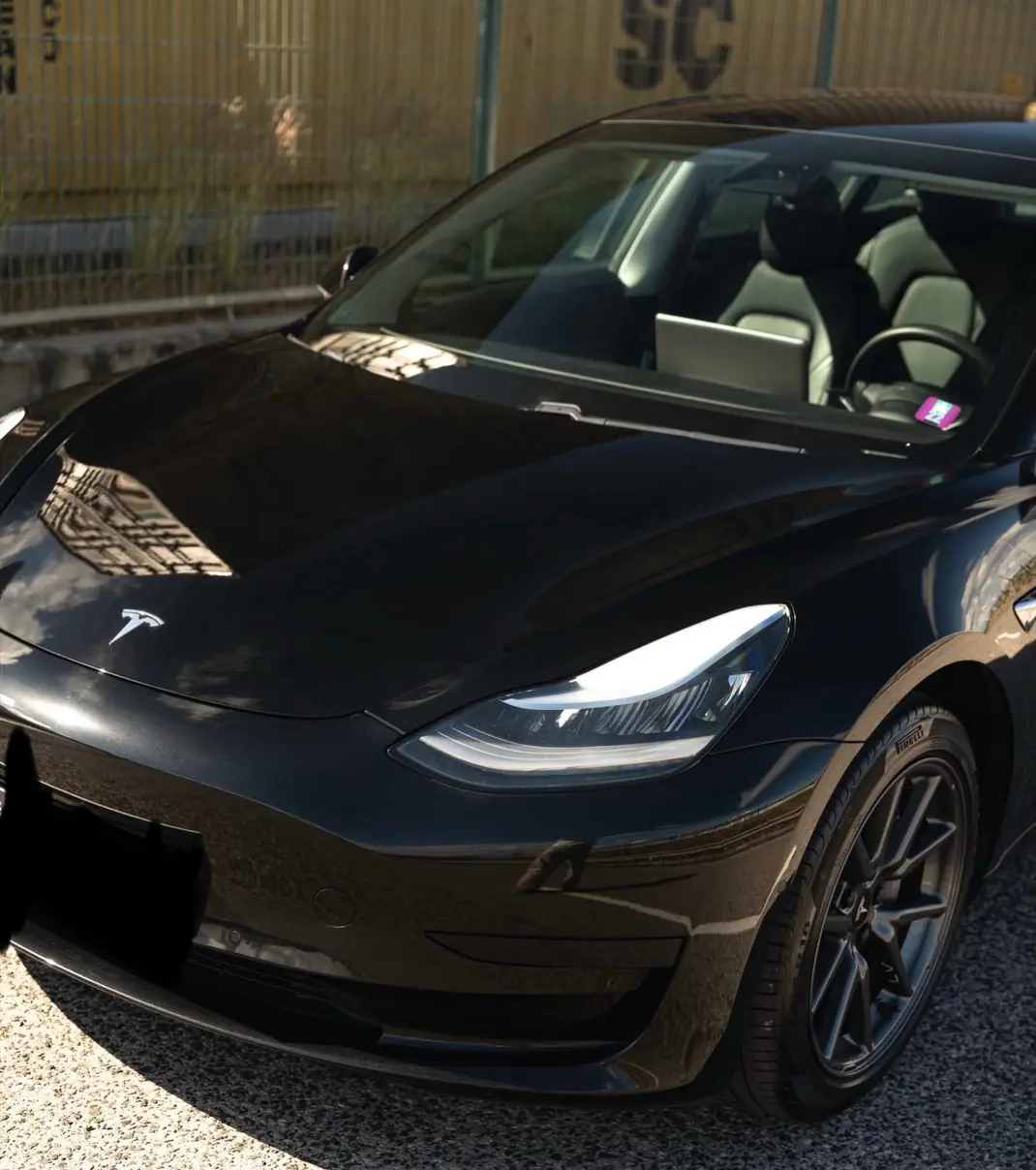 Tesla Model 3 2020 - 22000 EUR, 117000 km - 117000km - foto 4 de 10