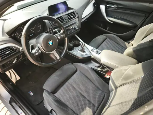 BMW 120 2014 - 17900 EUR, 180000 km - AUTO.MOTO.pt - 180000km - foto 17 de 34