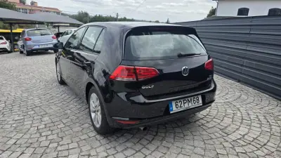 Volkswagen Golf 2015 - 14990 EUR, 135000 km - AUTO.MOTO.pt - 135000km - foto 4 de 26