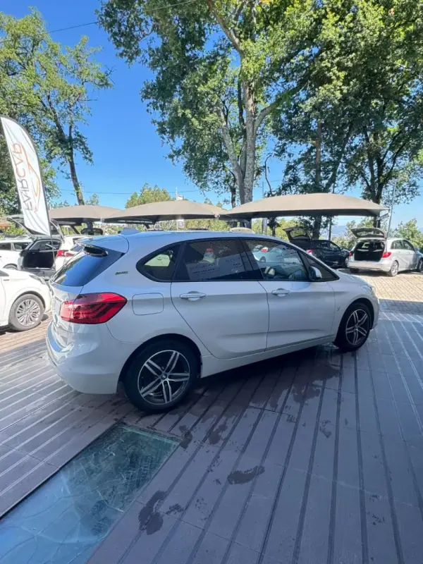 BMW 225xe Active Tourer 2018 - 15900 EUR, 127000 km - AUTO.MOTO.pt - 127000km - foto 3 de 12