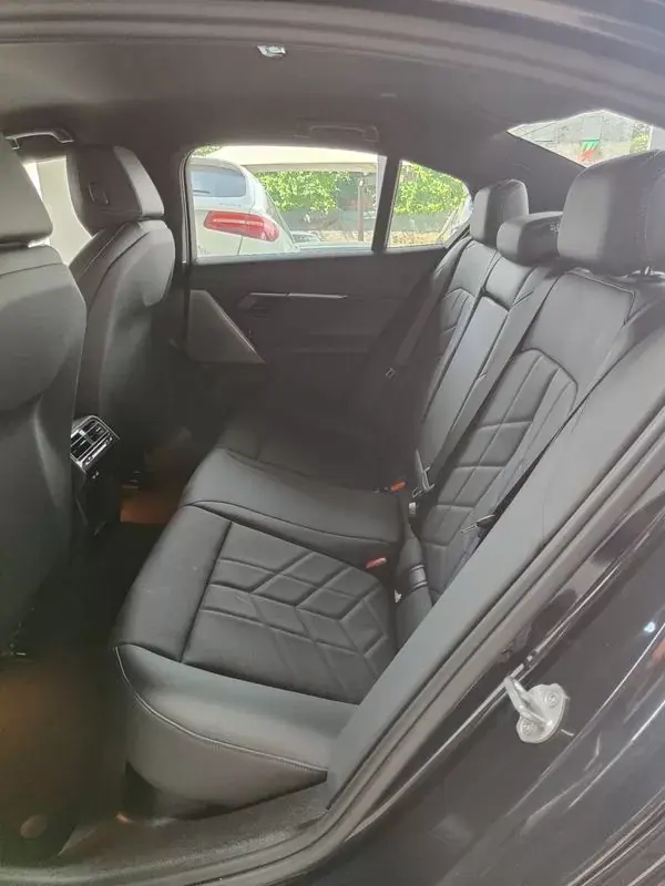BMW 530e 2024 - 52500 EUR, 11000 km - AUTO.MOTO.pt - 11000km - foto 7 de 41