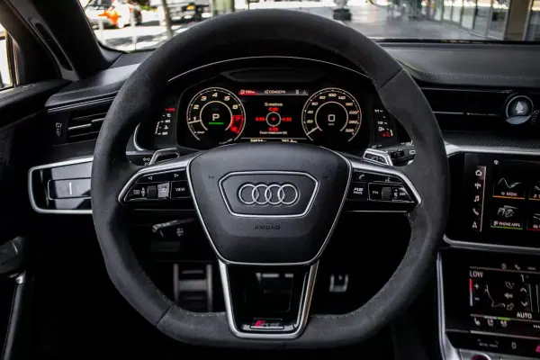 Audi RS6 Avant 2021 - 114000 EUR, 74634 km - AUTO.MOTO.pt - 74634km - foto 15 de 51