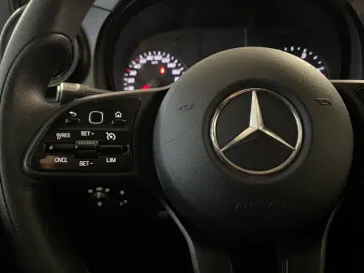 Mercedes-Benz 2022 - 17750 EUR, 45000 km - AUTO.MOTO.pt - 45000km - foto 12 de 28