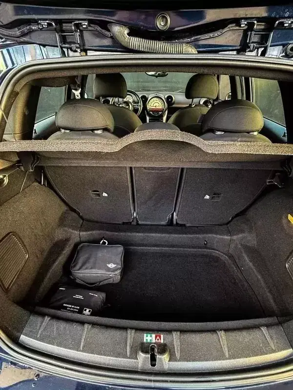 MINI Countryman 2014 - 11900 EUR, 223000 km - AUTO.MOTO.pt - 223000km - foto 9 de 9