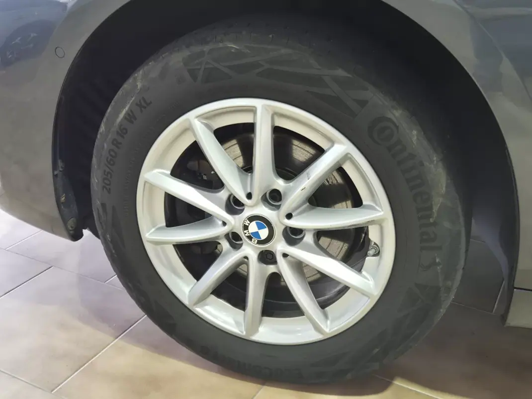 BMW 216 Gran Tourer 2022 - 25500 EUR, 73000 km - AUTO.MOTO.pt - 73000km - foto 33 de 35