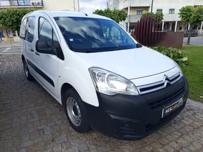 Citroën 2016 - 8990 EUR, 219055 km - AUTO.MOTO.pt - 219055km - foto 3 de 9