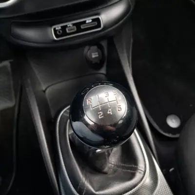 Fiat 500X 2015 - 11250 EUR, 149000 km - AUTO.MOTO.pt - 149000km - foto 19 de 21