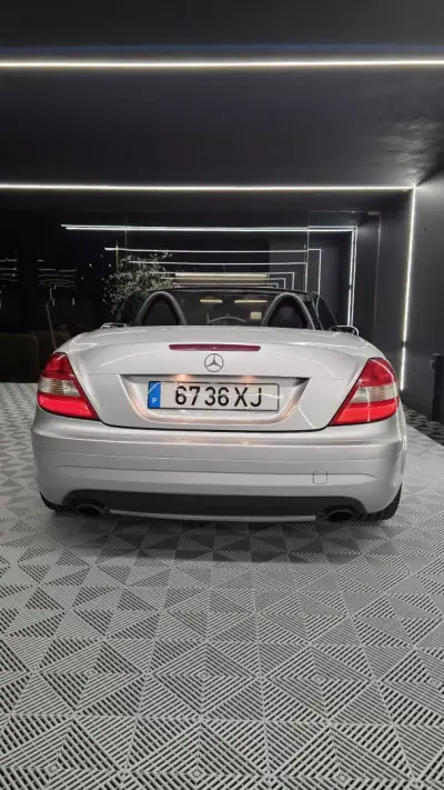 Mercedes-Benz SLK 200 2004 - 16750 EUR, 124000 km - AUTO.MOTO.pt - 124000km - foto 10 de 24