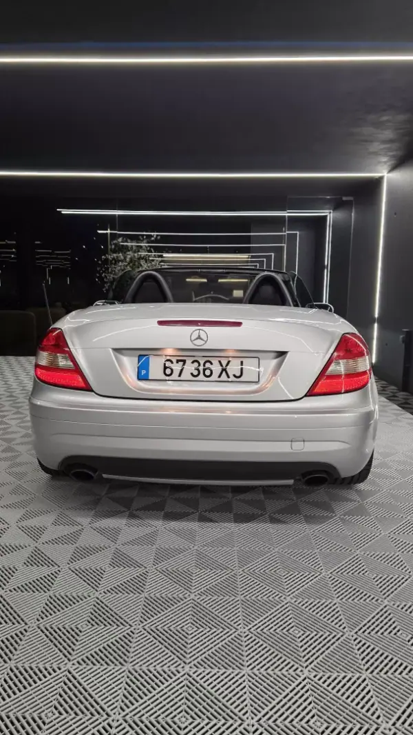 Mercedes-Benz SLK 200 2004 - 16750 EUR, 124000 km - AUTO.MOTO.pt - 124000km - foto 10 de 24