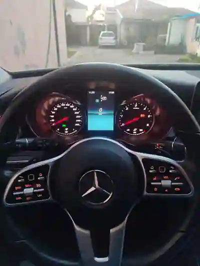 Mercedes-Benz C 220 2019 — foto 6 de 15