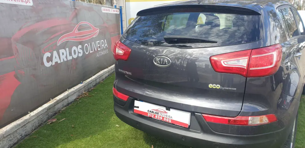 Kia Sportage 2012 - 10750 EUR, 181000 km - AUTO.MOTO.pt - 181000km - foto 6 de 15