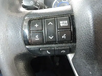 Toyota Hilux 2018 - 31500 EUR, 212452 km - 212452km - foto 10 de 11