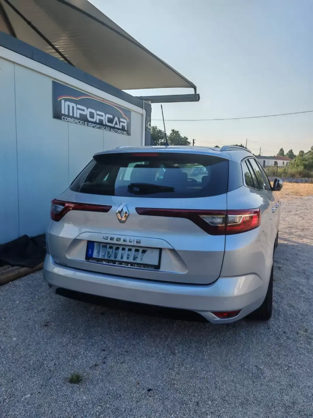 Renault Mégane Sport Tourer 2020 - 13750 EUR, 134000 km - 134000km - foto 5 de 21