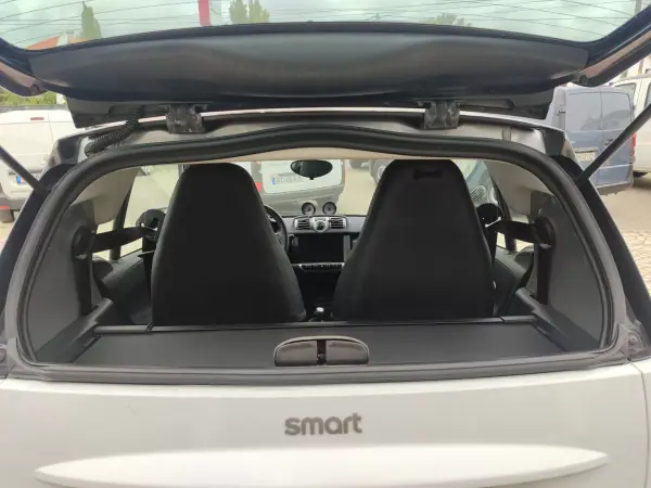 Smart ForTwo Coupé 2011 - 6900 EUR, 115000 km - 115000km - foto 11 de 23