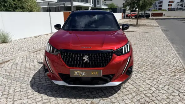 Peugeot 2008 2021 - 17990 EUR, 90903 km - AUTO.MOTO.pt - 90903km - foto 7 de 47