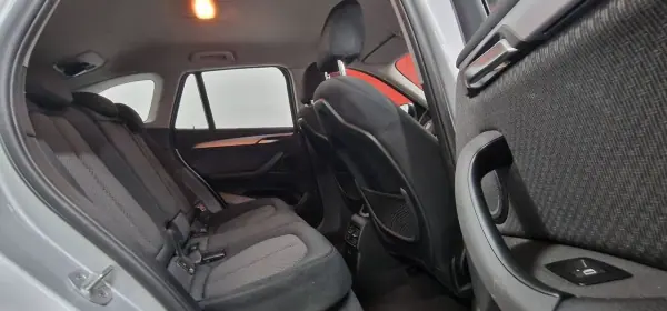 BMW X1 2021 - 23900 EUR, 43342 km - AUTO.MOTO.pt - 43342km - foto 14 de 24
