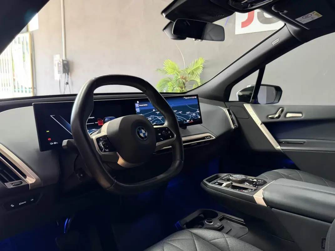 BMW iX 2023 - 58990 EUR, 72846 km - AUTO.MOTO.pt - 72846km - foto 9 de 22