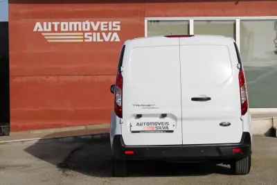 Ford Transit Connect 2021 - 13490 EUR, 172000 km - AUTO.MOTO.pt - 172000km - foto 8 de 22