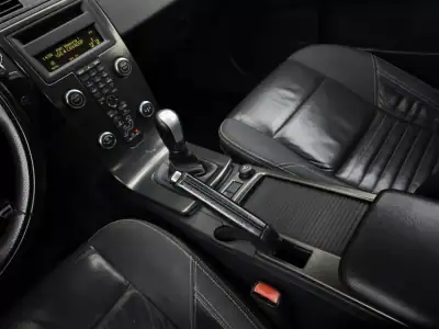 Volvo C30 2012 - 10950 EUR, 265888 km - AUTO.MOTO.pt - 265888km - foto 32 de 35