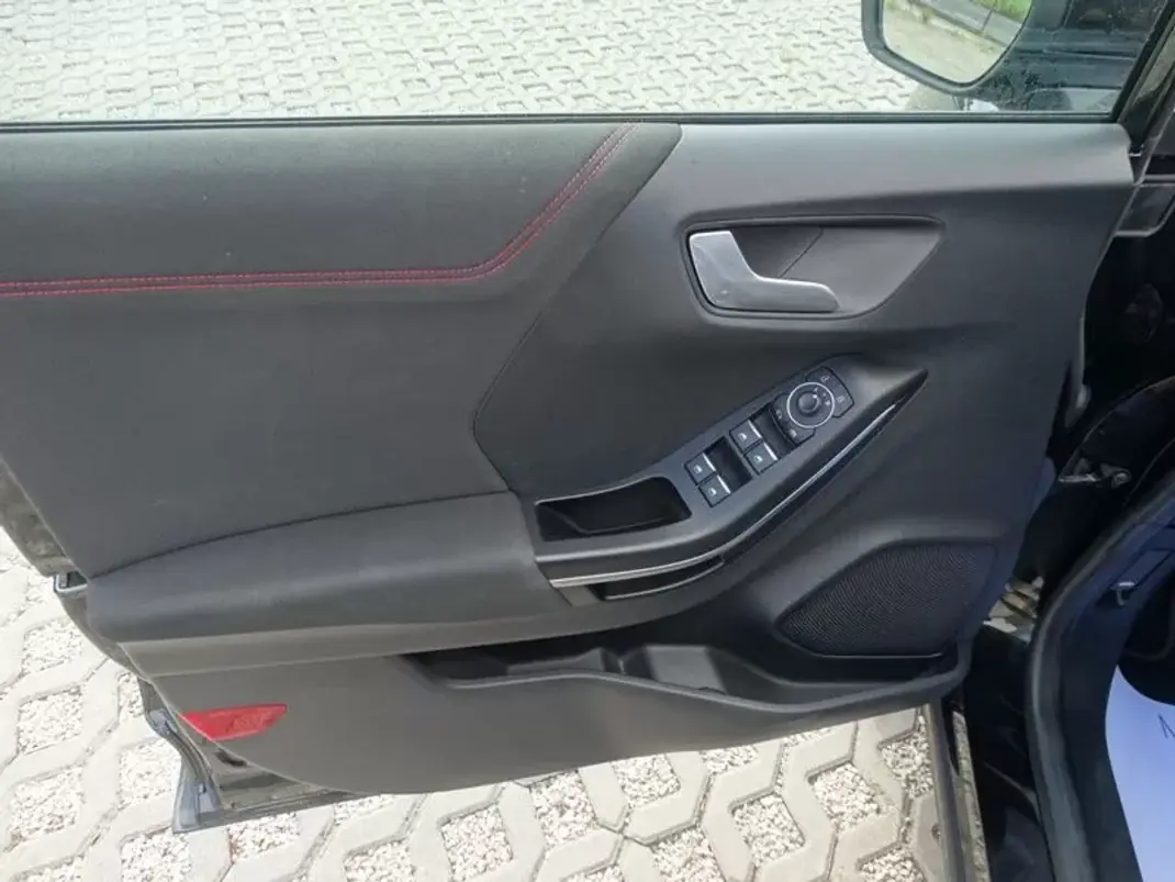 Ford Puma 2022 - 17980 EUR, 52641 km - 52641km - foto 9 de 24