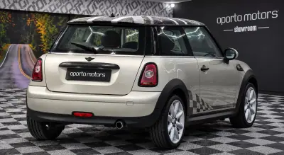 MINI One 2008 - 5990 EUR, 173000 km - foto 4 de 13